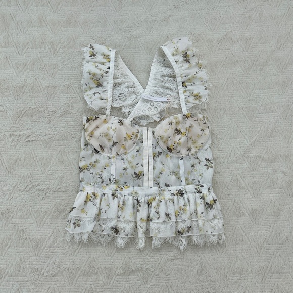 V. Chapman Floral Ruffle Top - Cream and Pink - Picture 3 of 6